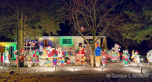 Festive House_04152-7.jpg - Photographed at Smiths Falls, Ontario, Canada.